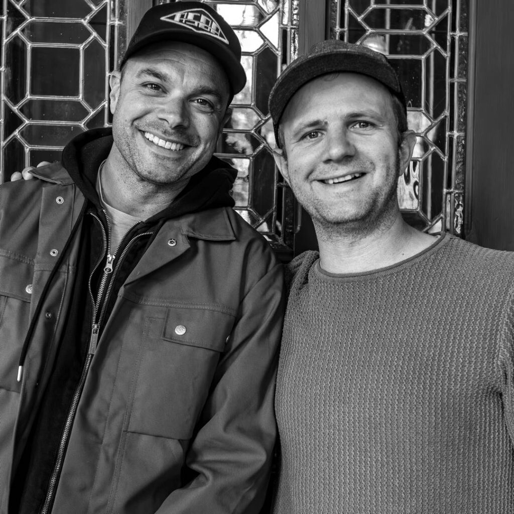 Maxime Dangles et Tommy Rizzitelli en marge de la conférence de presse du festival Sur le Champ ! 2026.